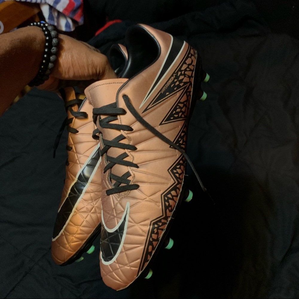 HyperVenom Soccer Men’s Cleats